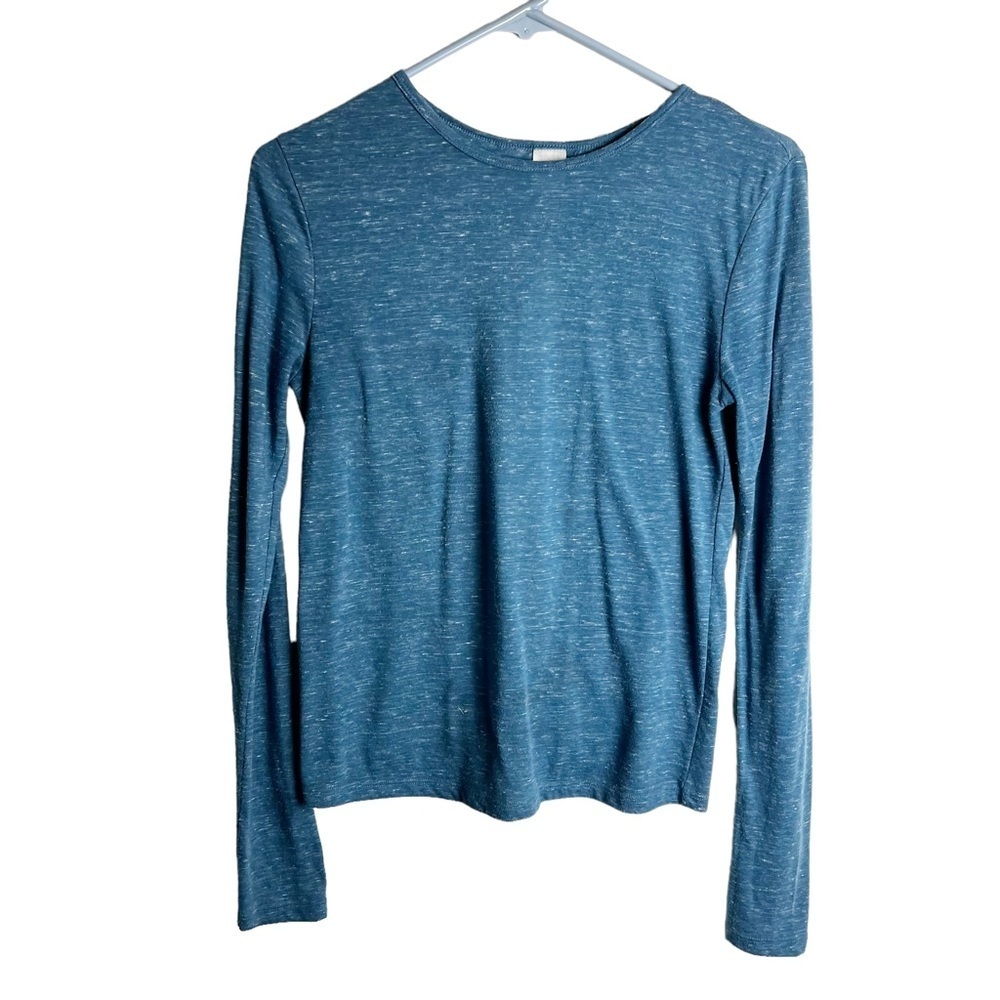Victoria Sport - Blue Open Back Long Sleeve Tee - Sz. XS‎